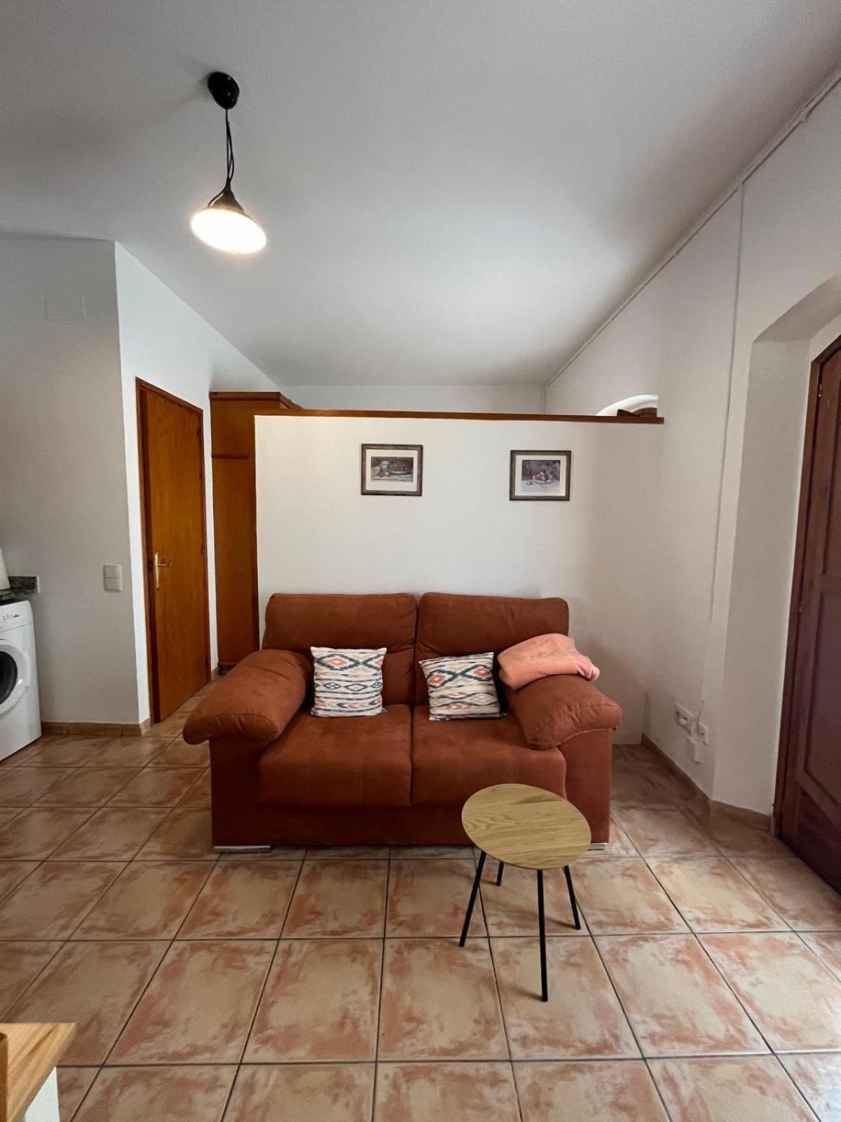 Apartament Can Mingu 2On Pis 贝萨卢 外观 照片